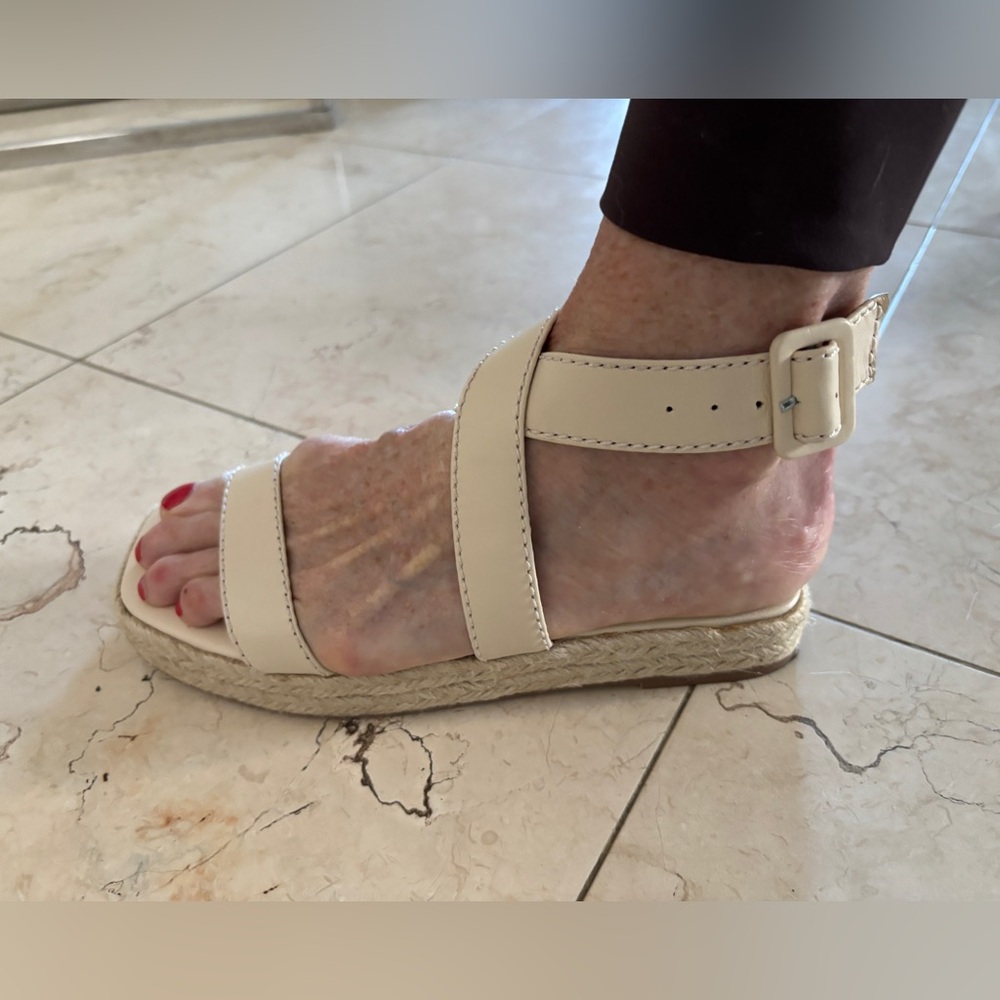 STAUD Women's Cream Sandals. SIZE 37